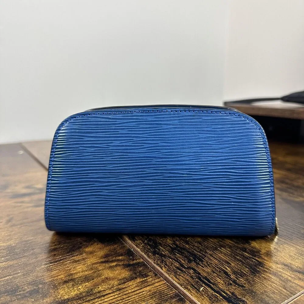 Louis Vuitton Epi Clutch Bag Womens Small Blue Leather France Cosmetic Pouch